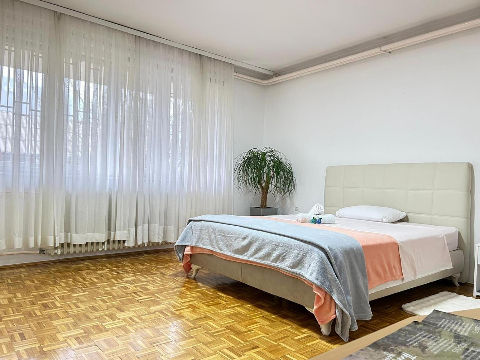 Апартаменты Avlija Garden Gem Сараево Экстерьер фото